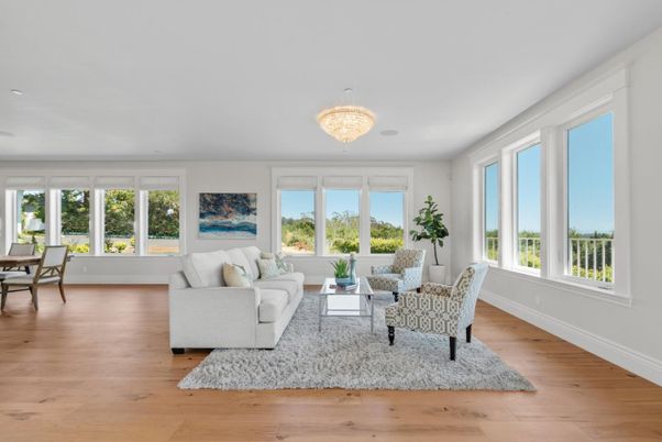 Chandelier, Dining room, Interior, Living room, Recessed Lighting, Wood Texture Flooring