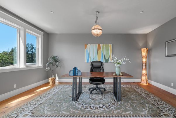 Home Office, Interior, Pendant Lights, Recessed Lighting, Wood Texture Flooring