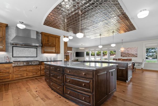 Dining room, Interior, Kitchen, Pendant Lights, Wood Texture Flooring