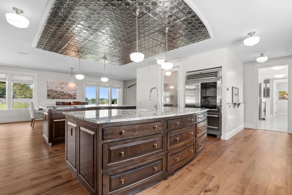 Dining room, Interior, Kitchen, Pendant Lights, Stainless Steel Appliances, Wood Texture Flooring