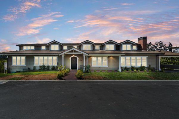 Exterior, Facade, Farmhouse