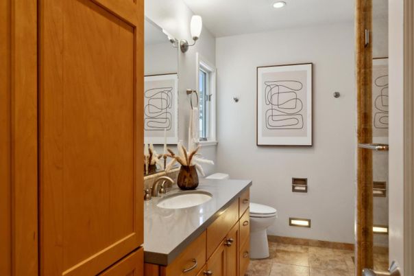 Bathroom, Interior, Recessed Lighting