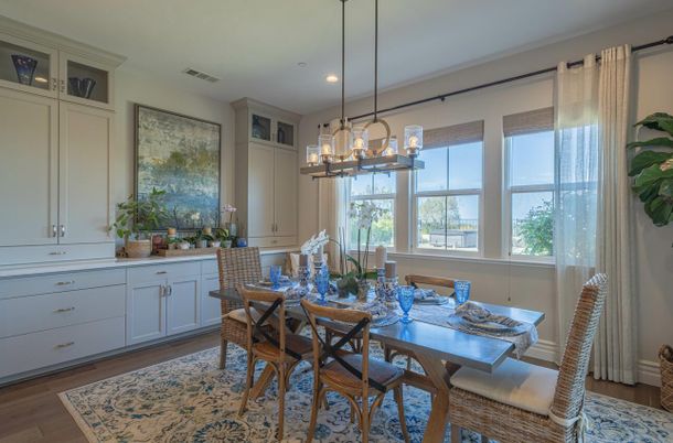 Chandelier, Dining room, Interior, Pendant Lights, Recessed Lighting, Wood Texture Flooring