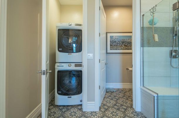 Bathroom, Interior, Utility Closets, Washer