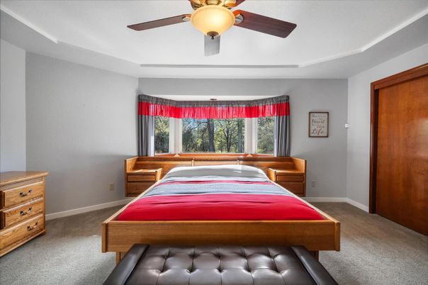 Billiard Table, Game Room, Interior