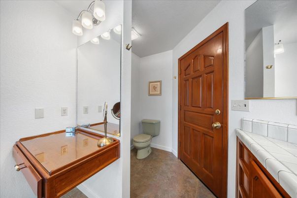 Bathroom, Interior, Tile Countertops