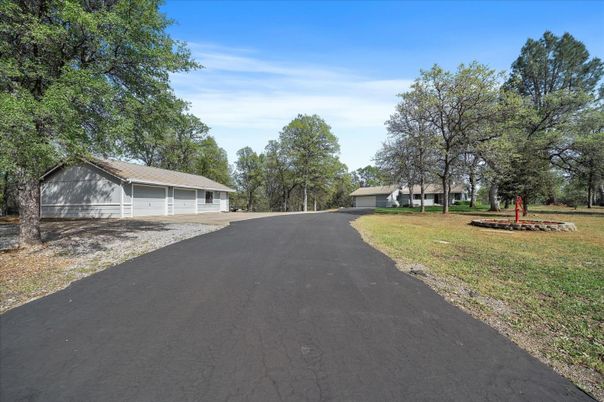 Backyard, Detached Garage, Exterior