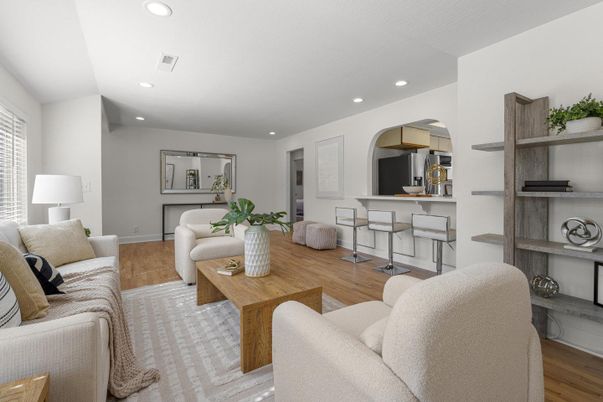 Interior, Living room, Recessed Lighting, Wood Texture Flooring