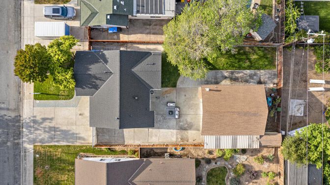 Exterior, Drone