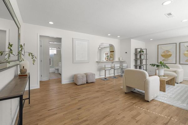 Bathroom, Interior, Recessed Lighting, Wood Texture Flooring