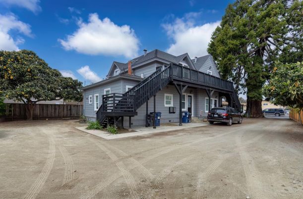 Exterior, Facade, None