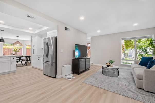Dining room, Interior, Kitchen, Living room, Pendant Lights, Recessed Lighting, Stainless Steel Appliances, Wood Texture Flooring