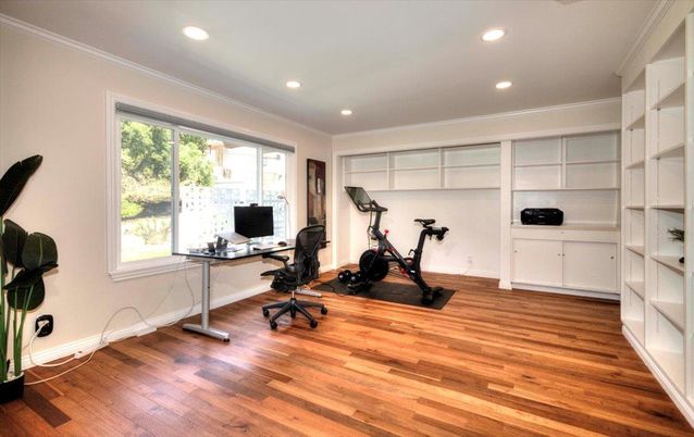 Fitness Equipment, Home Office, Interior, Recessed Lighting, Wood Texture Flooring