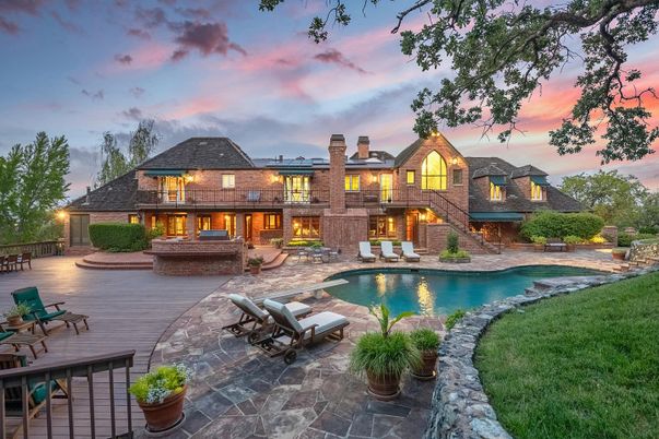 Exterior, Pool, Solar Panels