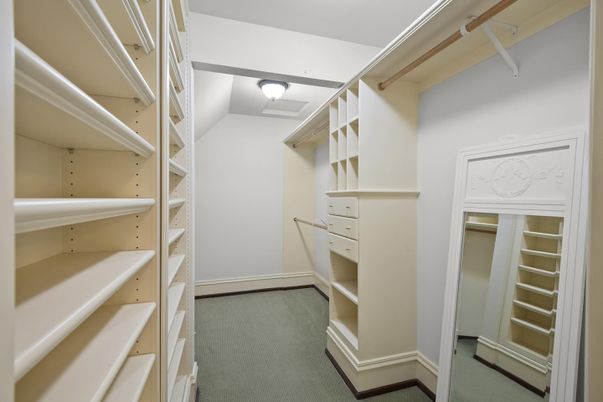 Interior, Walk-in Closets