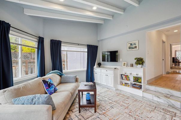 Interior, Living room, Recessed Lighting, Wood Texture Flooring