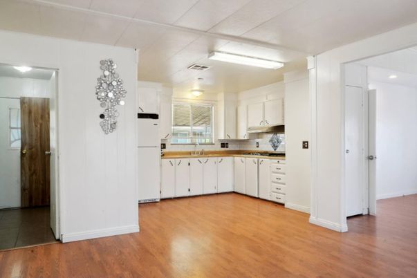Interior, Kitchen, Wood Texture Flooring