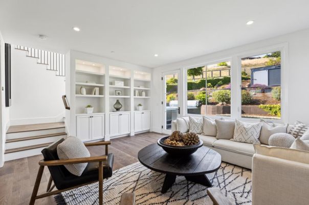 Interior, Living room, Recessed Lighting, Wood Texture Flooring