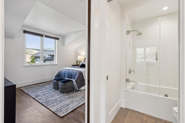 Bathroom, Bedroom, Glass Shower, Interior, Recessed Lighting