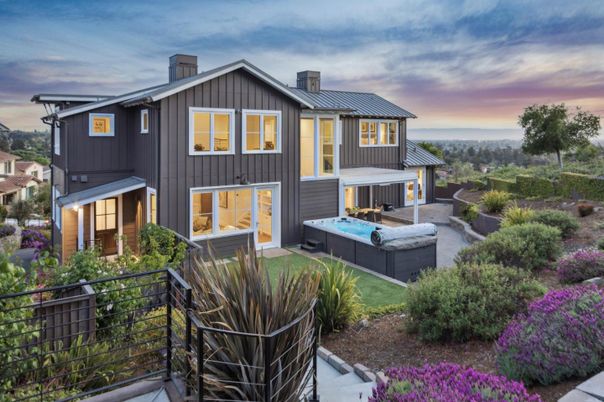 Exterior, Hot Tub