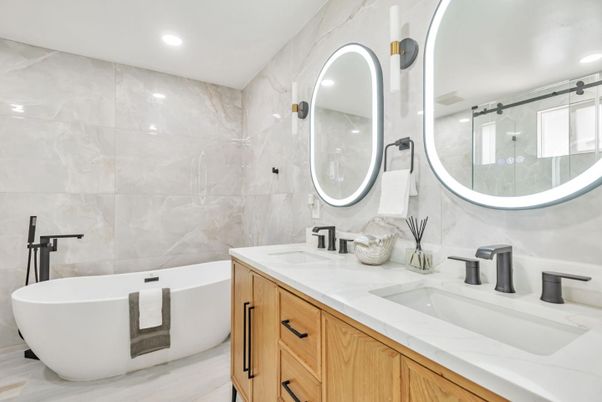 Chandelier, Interior, Kitchen, Recessed Lighting, Stainless Steel Appliances, Wood Texture Flooring
