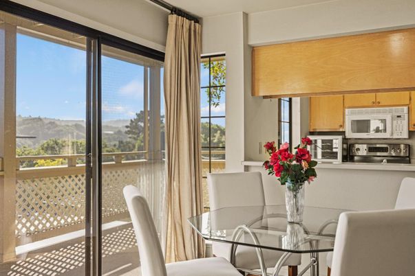 Dining room, Interior, Kitchen, Stainless Steel Appliances