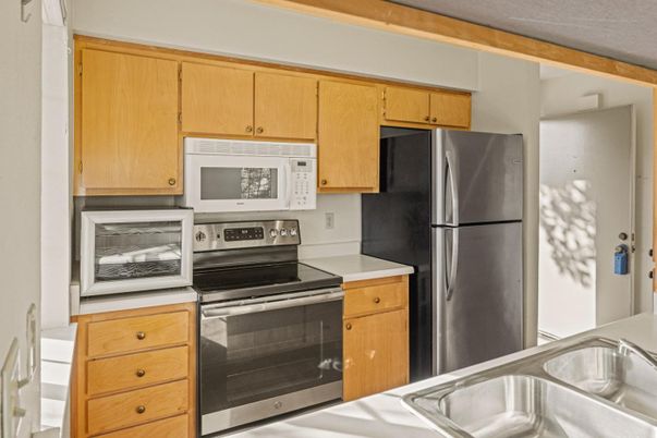 Interior, Kitchen, Stainless Steel Appliances