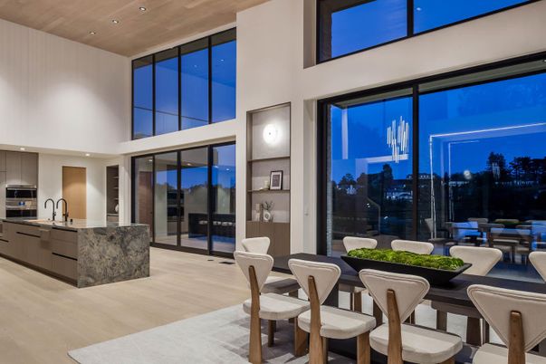 Dining room, Interior, Kitchen, Pendant Lights, Recessed Lighting, Stainless Steel Appliances, Wooden Ceilings, Wood Texture Flooring