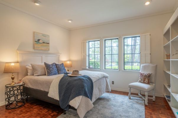 Bedroom, Interior, Recessed Lighting, Wood Texture Flooring