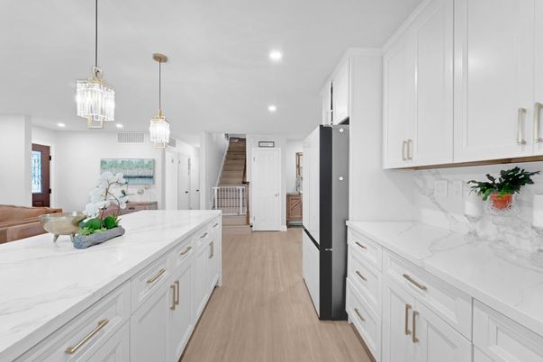 Interior, Kitchen, Pendant Lights, Recessed Lighting, Wood Texture Flooring