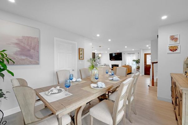 Dining room, Interior, Living room, Pendant Lights, Recessed Lighting, Wood Texture Flooring