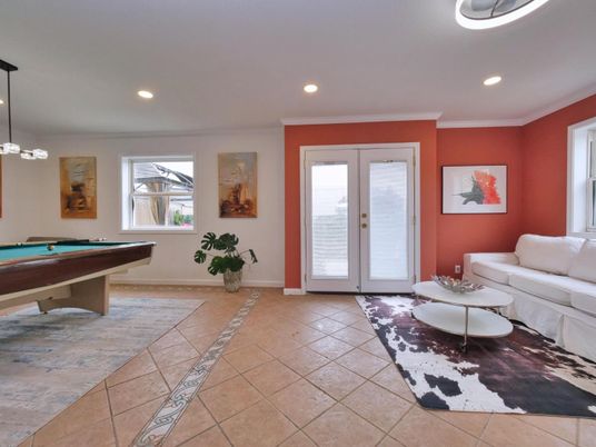 Billiard Table, Game Room, Interior, Recessed Lighting