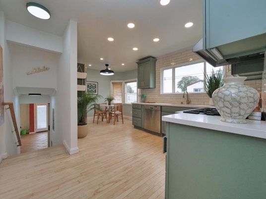 Dining room, Interior, Kitchen, Pendant Lights, Recessed Lighting, Stainless Steel Appliances, Wood Texture Flooring