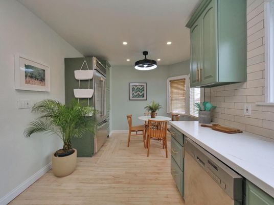 Dining room, Interior, Kitchen, Recessed Lighting, Wood Texture Flooring