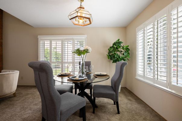 Dining room, Interior