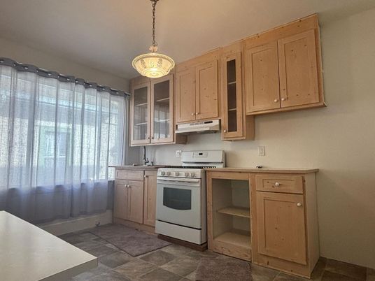 Interior, Kitchen, Pendant Lights