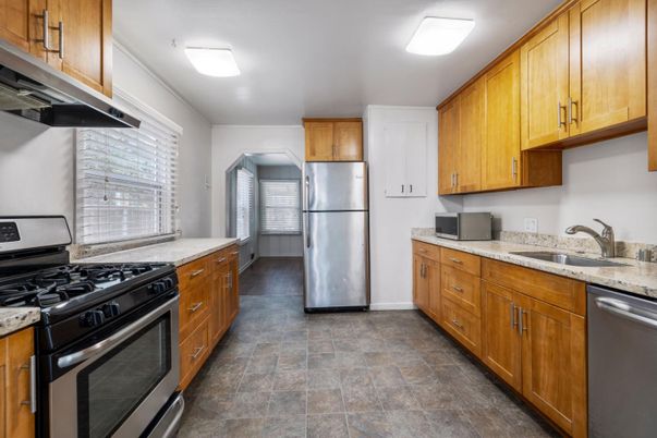 Interior, Kitchen, Stainless Steel Appliances