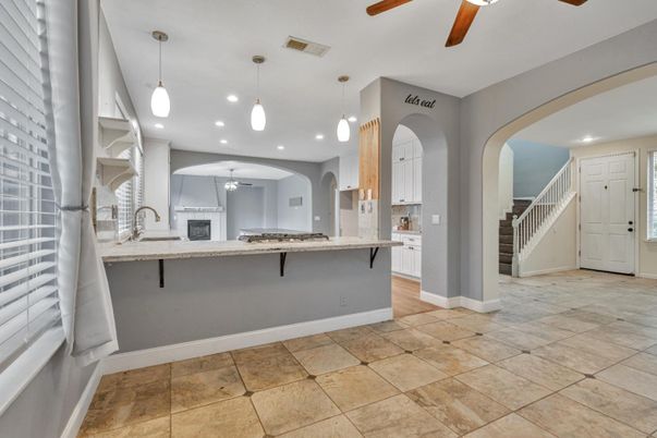 Fireplace, Interior, Kitchen, Pendant Lights, Recessed Lighting