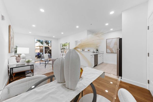Interior, Kitchen, Living room, Recessed Lighting, Wood Texture Flooring