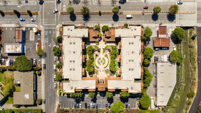 Exterior, Drone