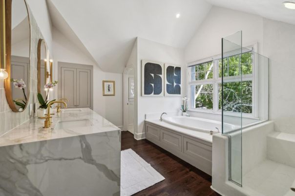 Bathroom, Interior, Recessed Lighting, Wood Texture Flooring