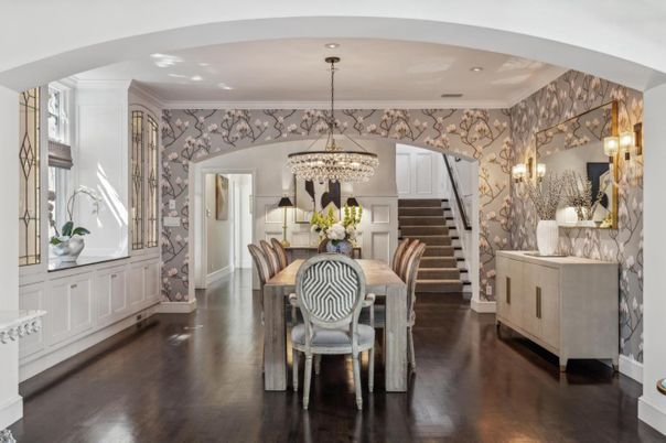 Chandelier, Dining room, Interior, Recessed Lighting, Wood Texture Flooring