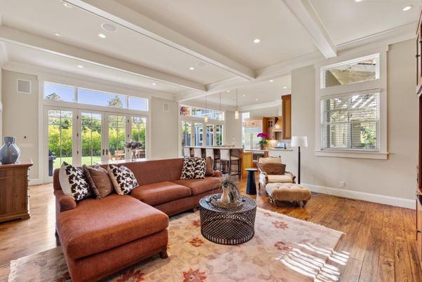Interior, Kitchen, Living room, Pendant Lights, Recessed Lighting, Wood Texture Flooring