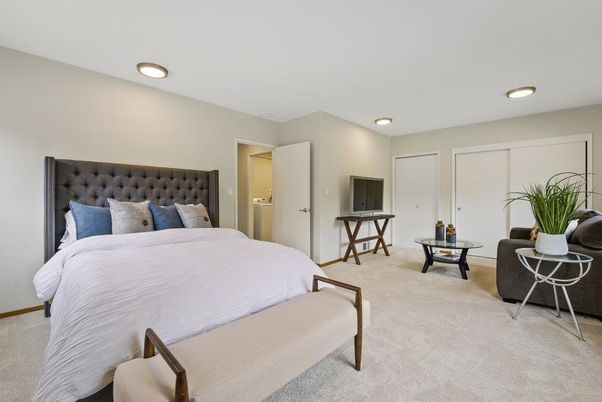 Bedroom, Interior, Recessed Lighting