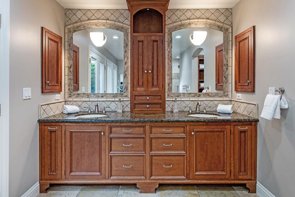 Bathroom, Dual Sink Vanities, Interior