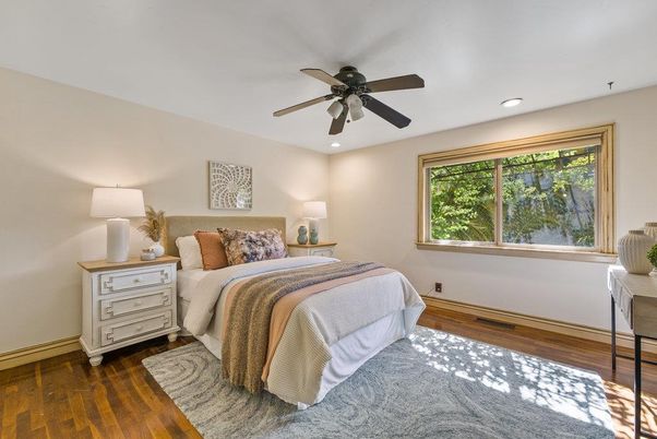 Bedroom, Interior, Recessed Lighting, Wood Texture Flooring