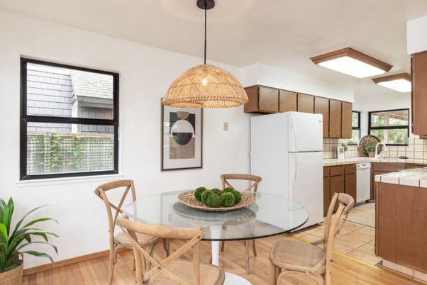 Dining room, Interior, Kitchen, Pendant Lights, Wood Texture Flooring