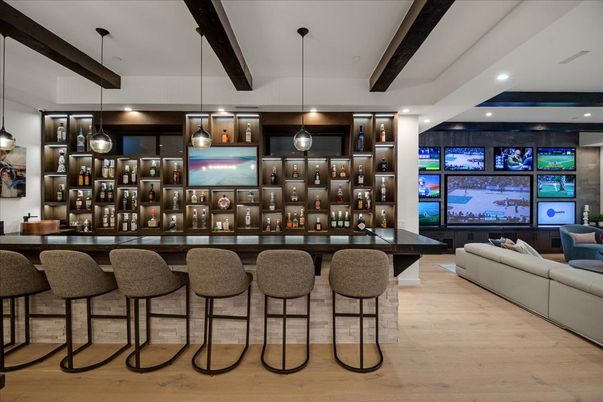 Interior, Living room, Pendant Lights, Recessed Lighting, Wood Texture Flooring