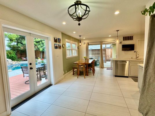 Dining room, Interior, Kitchen, Pendant Lights, Recessed Lighting