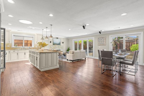 Dining room, Interior, Kitchen, Living room, Pendant Lights, Recessed Lighting, Wood Texture Flooring